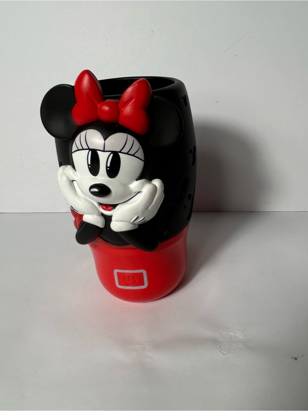 Scentsy Disney Diffuser Minnie Mouse Works 55245 Wall Plug In Fan Fragrance
